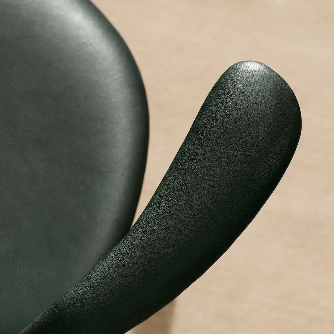 Grand Prix Pure Chair 3231