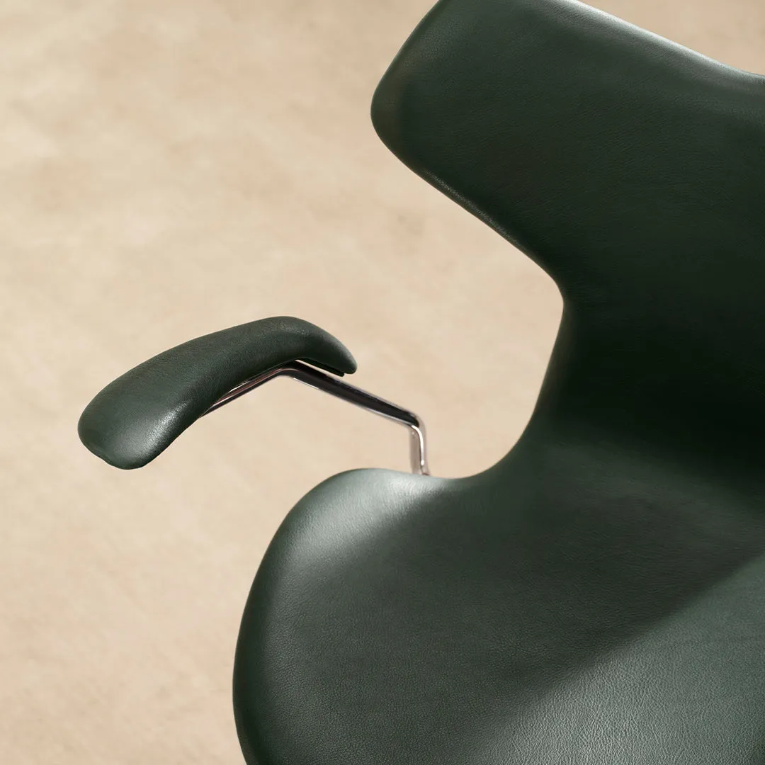 Grand Prix Pure Chair 3231