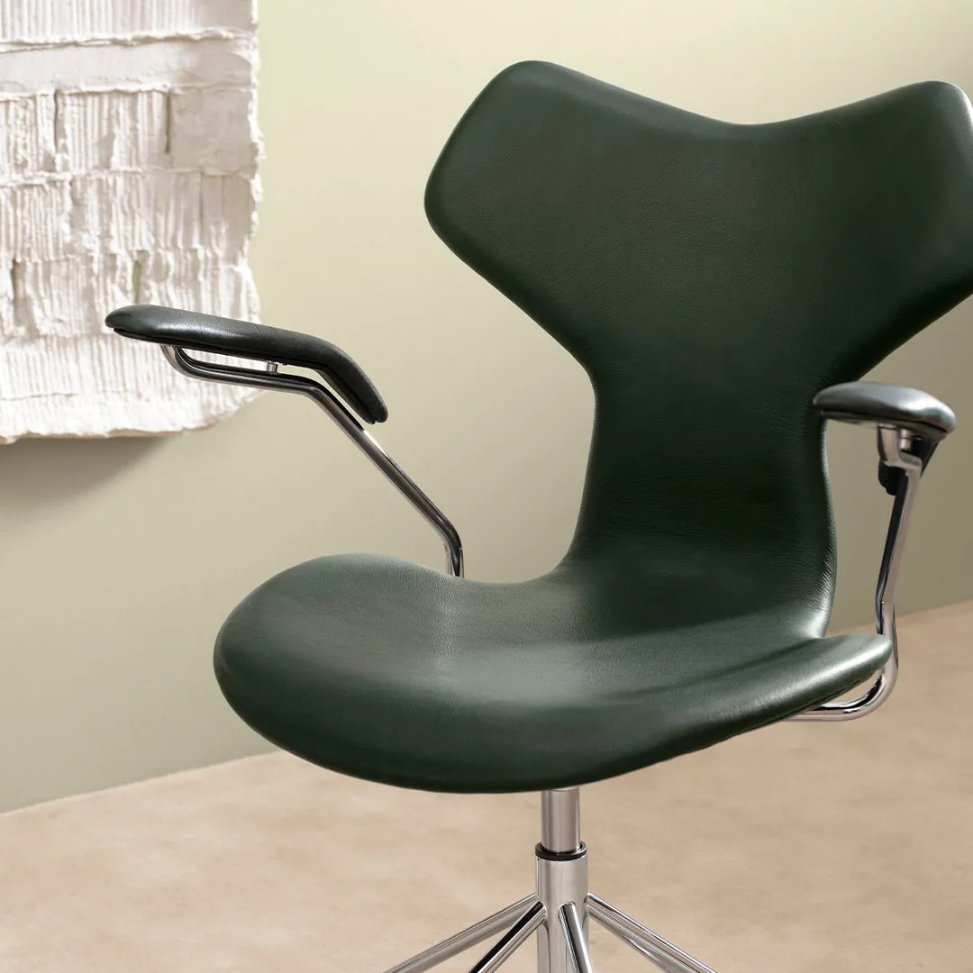 Grand Prix Pure Chair 3231