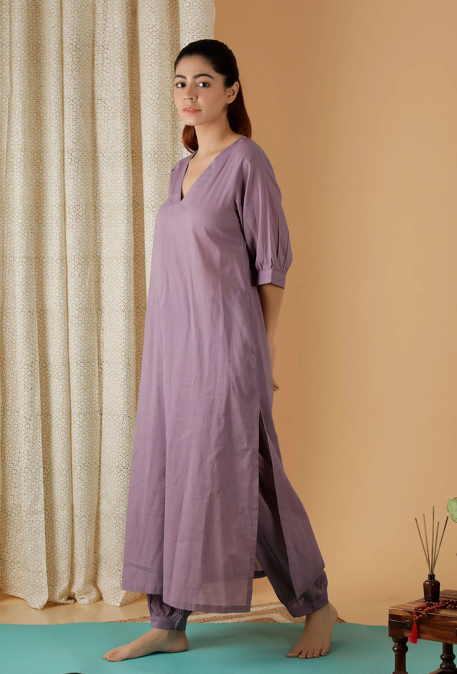 Set Of 2: Mulmul Cotton Lilac Kurta And Harem Pant Yoga Set